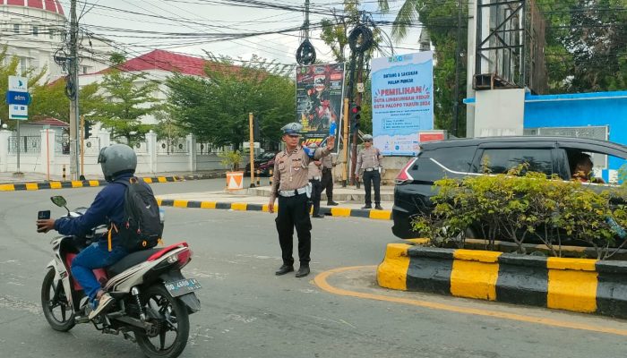 Urai Kemacetan, Sat Lantas Polres Palopo Laksanakan Commander Wish di Pagi Hari
