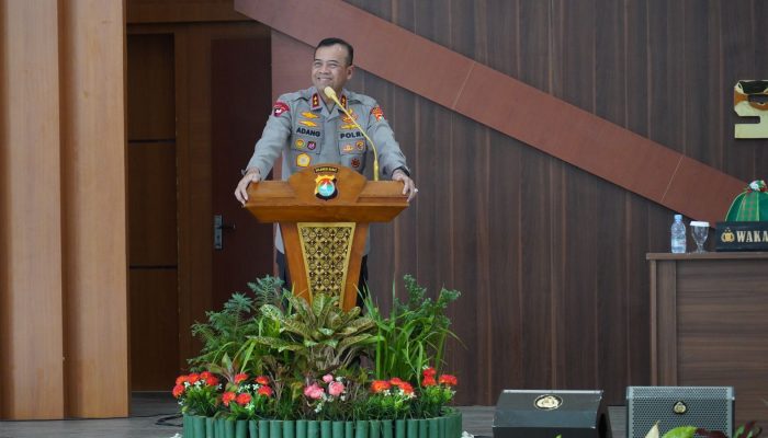 Kapolda Sulbar Berikan Wejangan Kepada 205 Bintara Remaja!