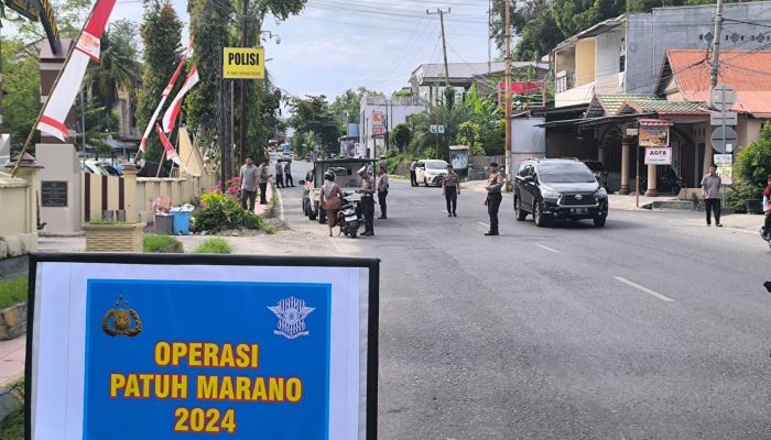 Turunkan Angka Pelanggaran Lalu Lintas, Polres Majene Gelar Operasi Patuh Marano 2024 di Jalan Jenderal Sudirman
