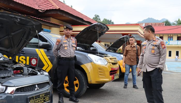 Kapolres Tator Cek Kendaraan Dinas dan Alsus Jelang Pilkada 2024