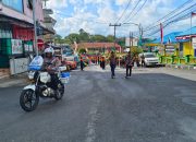 Pengamanan Maksimal, Personil Polres Soppeng Kawal Kegiatan Gerak jalan dan Karnaval