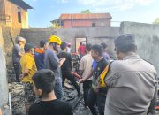 Aksi Tanggap Personel Polres Majene Bantu Padamkan Kebakaran Rumah di Lingkungan Tulu, Majene