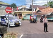 Sat Lantas Polres Parepare Merespon Permintaan Warga, Lakukan Penegakan Larangan Melintas Di Jl. Kasuari