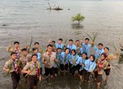 Ditlantas Polda Sulbar Ajak Peserta Jambore Peduli Lingkungan Lewat Penanaman Mangrove