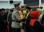Kapolda Irjen Pol Adang Ginanjar Hadiri Pelantikan 45 Anggota DPRD Sulbar Masa Bakti 2024-2029