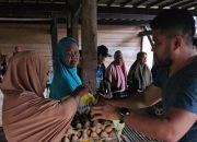 Sat Reskrim Polres Sidrap Salurkan Bantuan Cinta Kasih untuk Lansia Lumpuh di Usia 100 Tahun