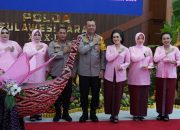 Semarak HKGB ke-72: Kapolda Sulbar Dorong Bhayangkari Jadi Manajer Handal dan Panutan