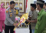 Cooling System Pilkada Damai, Kapolres Bone Dampingi Kapolda Sulsel dan Ketua Bhayangkari Gelar Baksos ke Masyarakat