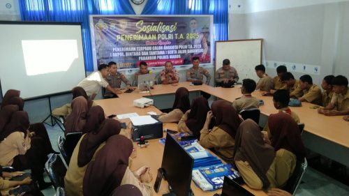 Polres Maros Sosialisasi Rekrutmen Bintara Kompetensi Khusus Ke Pelajar di Maros