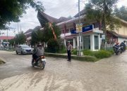 Sat Lantas Polres Mamasa Laksanakan Pengaturan Lalu Lintas Pagi di Titik-Titik Strategis di wilayah Hukum Polres Mamasa