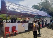 Pastikan Berjalan Aman dan Lancar, Kapolres Toraja Utara Pantau Langsung Pelaksanaan PSU di TPS 3 Tikala