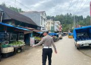 Sat Lantas Polres Mamasa Laksanakan Patroli Jalan Kaki Untuk Menjaga Keselamatan Lalu Lintas