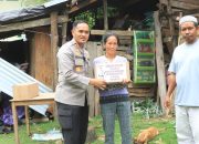 Polri Peduli, Kapolres Soppeng Berikan Bantuan Sembako Kepada Warga Pra Sejahtera