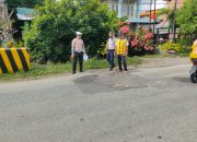 Satlantas Polres Luwu Lakukan Survey Jalan dan Jembatan Jelang Operasi Lilin 2024 untuk Natal dan Tahun Baru