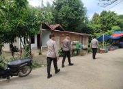 Polsek Sumarorong Polres Mamasa Gelar Patroli Jalan Kaki Ciptakan Keamanan dan Kenyaman Masyarakat