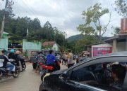 Polsek Mambi Polres Mamasa Gelar Pengamanan di Pasar Mambi untuk Cegah Kemacetan dan Berikan Rasa Aman