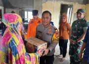 Kapolres Pinrang dan Pemkab Pinrang Kunjungi Warga Terdampak Angin Kencang di Suppa