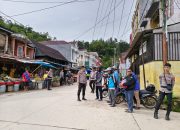 Patroli Jalan Kaki Satuan Samapta Polres Mamasa Jaga Keamanan dan Kenyamanan Masyarakat