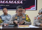 Kapolres Mamasa Pimpin Press Release Akhir Tahun 2024 di Aula Bhayangkara Polres Mamasa