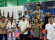 Kapolres Resmi Tutup Turnamen Karate Bumi Batara Guru Yang Memperebutkan Piala Kapolres Luwu Timur