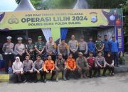 Kapolda Sulsel bersama Dirlantas dan Kapolres Bone Cek Posko Pengamanan Operasi Lilin 2024