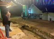 Personel Polsek Mamasa Laksanakan Pengamanan Pos Wisata Desa Tondokbakaru Berlangsung
