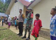Personel Polsek Sumarorong Laksanakan Patroli dan Pengamanan Pekan Olahraga di Desa Batanguru
