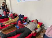 Kapolres Bone bersama Pj. Bupati Melakukan Donor Darah Dalam Rangka HUT Bank Sulselbar ke 64 Tahun