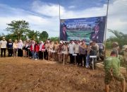 Polsek Pammana Polres Wajo Gelar Penanaman Perdana Padi Gogo di Lahan Perkebunan, Dukung Ketahanan Pangan Nasional