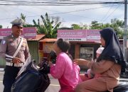 Kena Ciduk Polisi, Pengendara Dibawah Umur Ini Tidak Pakai Helm dan Berboncengan Lebih Dari Satu