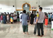 Personel Polsek Mambi Laksanakan Pengamanan dan Pelaksanaan Sholat Jum’at di Masjid Nurul Al-Amin