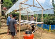 Bhabinkamtibmas sambangi desa sikamase untuk dukung ketahanan pangan