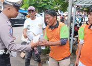 Jumat Berkah, Sat Lantas Polres Parepare Berbagi Kasih