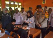 Kapolres Bulukumba Hadiri Kegiatan Uji Coba Makan Bergizi Gratis di Desa Bonto Bulaeng.