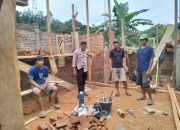 Giat Bhabinkamtibmas Polsek Mambi Melaksanakan Sambang di Desa Binaan