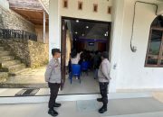 Personel Polsek Mamasa Pastikan Keamanan Ibadah Minggu di Sejumlah Gereja