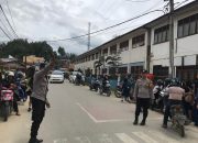Polsek Mamasa Gelar Strong Point di Jam Pulang Sekolah untuk Cegah Kemacetan