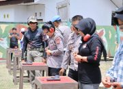 Tingkatkan Kemampuan, Personil Polres Pinrang Gelar Latihan Menembak