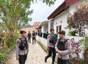 Personel Sat Samapta Polres Mamasa Gelar Patroli Jalan Kaki untuk Jaga Kamtibmas