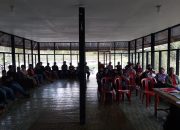 Bhabinkamtibmas Polsek Mamasa Hadiri Pertemuan Kelompok Tani di Desa Tondokbakaru untuk Validasi Ulang Keanggotaan