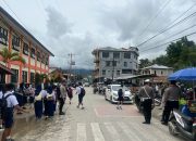 Satlantas Polres Mamasa Laksanakan Pengaturan Lalu Lintas di SMP Negeri 1 Mamasa