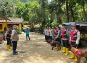 Bersama Polres Toraja Utara, K9 Polda Sulsel Temukan 2 dari 12 Jenazah Makam Yang Tertimbun Longsor Di Rindingallo