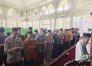 Polres Pangkep Gelar Sholat Ghaib untuk Tiga Anggota Polri yang Gugur di Way Kanan Lampung