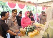 Dalam Rangka Membantu Masyarakat Di Bulan Suci Ramadhan,  Polres Pangkep Gelar Bazar Murah