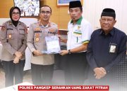 Polres Pangkep Serahkan Uang Zakat Fitrah Personel kepada Baznas Kabupaten Pangkep