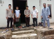 Personel Polsek Aralle Pengamanan dan Pelaksanaan Sholat Jumat di Masjid Ta’mirul Baitang