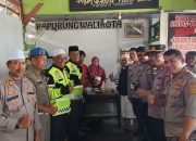 Kapolres Palopo Pimpin Patroli Dan Beri Himbauan Kepada Pemilik Restoran