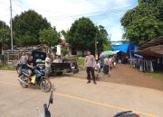 Personel Polsek Tabulahan Gelar Pengamanan dan Pengaturan Lalu Lintas di Pasar Tradisional Lakahang