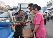Polres Bulukumba Bagikan Takjil Buka Puasa dan Gelar Kegiatan “Ngaji On The Road”.