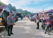 Polsek Aralle tertibkan parkir dan cegah kemacetan di pasar tradisional